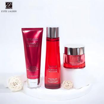 雅诗兰黛&nbsp;红石榴三件套礼盒&nbsp;洁面乳125ml+红石榴水200ml+晚霜50ml